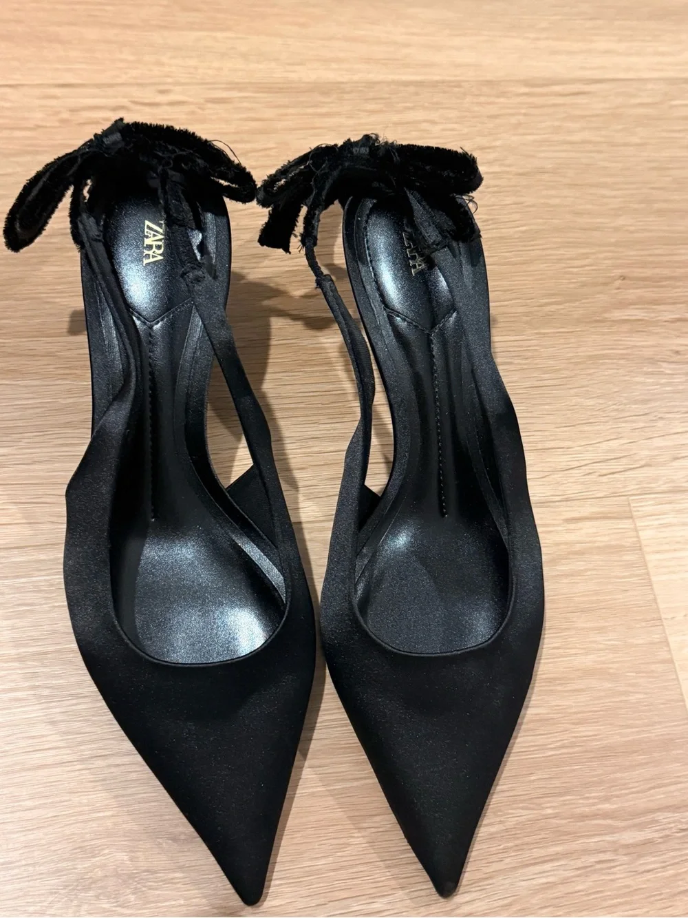 Zara Bow Slingback Heels Black Pointed Toe - Picture 2 of 5